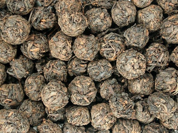 Černý čaj Pu-Erh Dračí perly